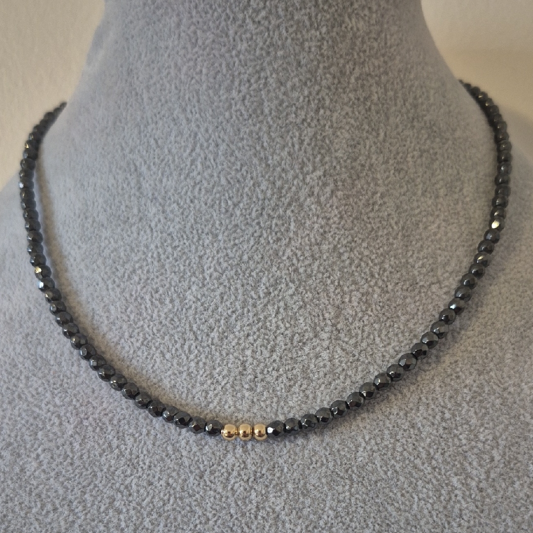 Choker Braclet Facted Black Hematite Round Beads 25$